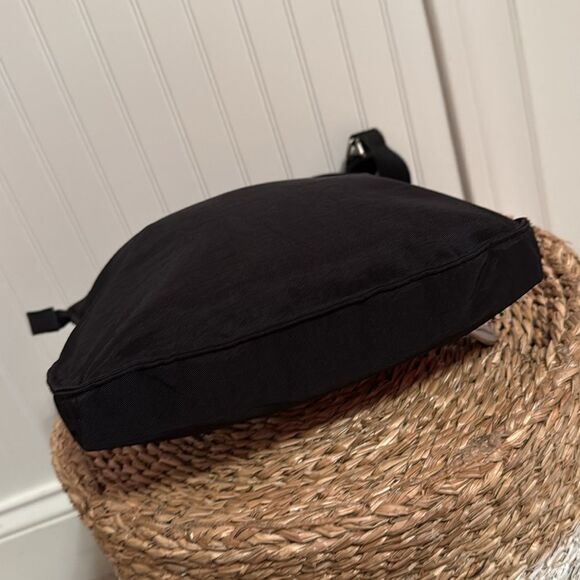 Baggallini Triple Zip “Hipster” Black Crossbody/Swing Bag - Excellent Condition - Picture 7 of 12